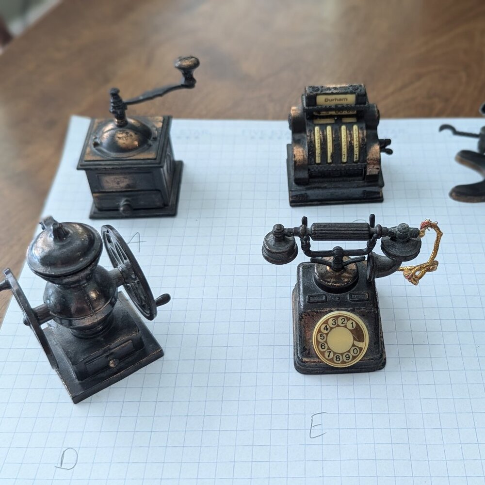 Set of 4+ vintage Holly Hobbie miniatures - die cast metal Durham Industries 70s
